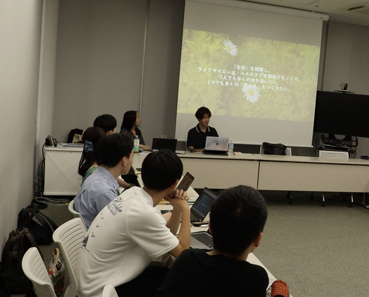 東京大学での講演風景